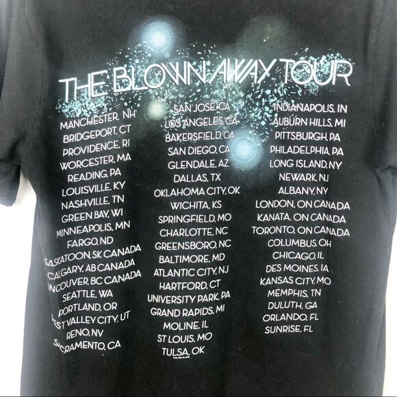 CARRIE UNDERWOOD Country Music The Blown Away Tour Tee Unisex Size Small - Picture 7 of 7